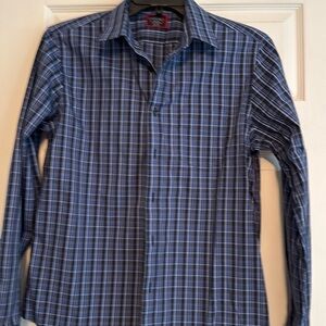 Untuckit mens shirt